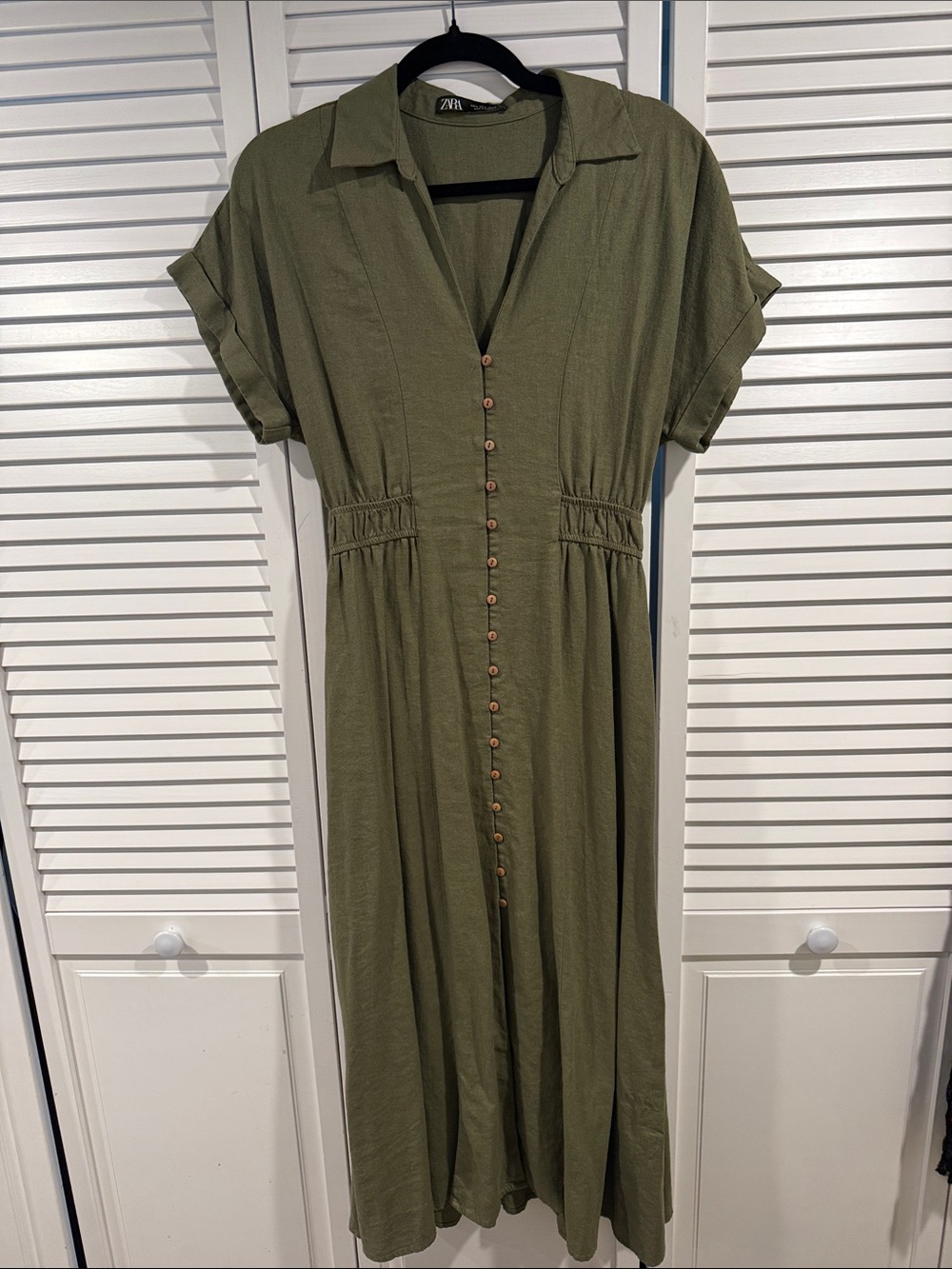 Zara Olive Green Button-Front Maxi Dress